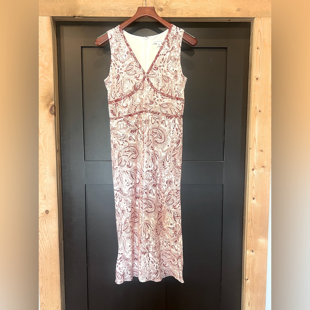 🚨CLEARANCE🚨Banana Republic Vintage Paisley Dress 100% silk Size 8